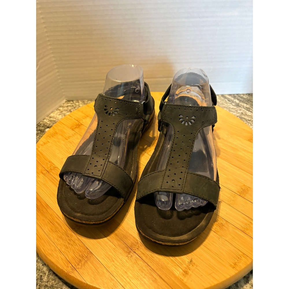 KEEN  Black Leather Comfort Sandals Womens Laser Cut Floral 1022582
